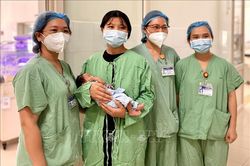Cứu sống trẻ sơ sinh bị dị dạng tĩnh mạch não hiếm gặp