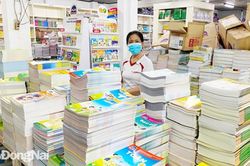 Khắc phục khó khăn khi áp dụng chương trình mới