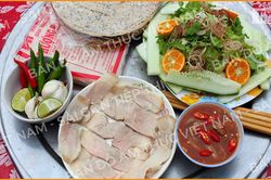 Bản đồ ẩm thực: Bánh tráng cuốn thịt heo hai đầu da – đặc sản 'vạn người mê' của đất Đà thành