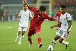 Trọng tài từ chối 11m, tuyển Việt Nam thua tối thiểu Oman