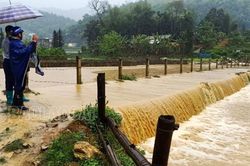 Lào Cai: Không khí lạnh tràn về xuất hiện mưa lũ lớn vùng cao gây nhiều thiệt hại