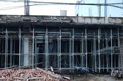 'Vừa làm nhà, vừa khóc ròng' vì giá nguyên vật liệu xây dựng tăng cao