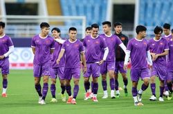 Việt Nam đấu Nhật Bản: Tiến Linh, Văn Xuân ở nhà vào phút chót