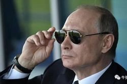 Cuộc chiến ngày thứ 29, Tổng thống Putin đang chơi 'ván bài lạ'