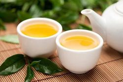 Uống trà ngay sau khi ăn có hại như thế nào?