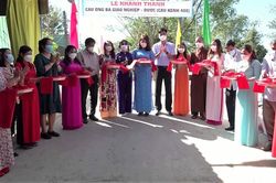 Khánh thành cầu Ông bà giáo Nghiệp – Dược xã Định Thành