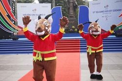 Hà Nội chỉnh trang đường phố chuẩn bị cho SEA Games 31