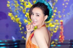 Diễn biến mới vụ ca sĩ Vy Oanh tố giác bà Nguyễn Phương Hằng