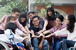 Những tâm hồn 'không khuyết'