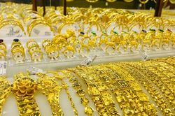 Giá vàng hôm nay tăng mạnh, dự báo của các chuyên gia vào tuần tới
