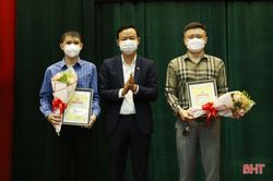 Hà Tĩnh phát động Giải Búa liềm vàng và Giải Báo chí viết về gương người tốt, việc tốt năm 2022