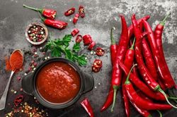 6 lợi ích không ngờ của việc ăn cay đúng cách