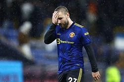 Luke Shaw bị mắng vì chê MU