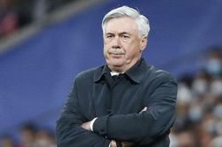 Real Madrid: Bóng ma của Ancelotti