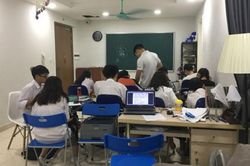 Học sinh trường chuyên áp đảo các giải học sinh giỏi quốc gia: Thành quả của luyện 'gà nòi'!