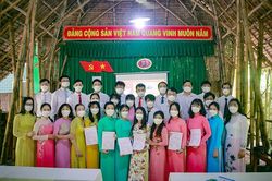 Từng bước nâng cao chất lượng sinh hoạt chi bộ