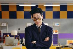 Suho EXO mặc suit quảng bá album đẹp muốn bùng cháy