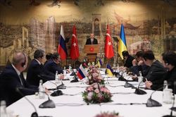 Nga, Ukraine tiếp tục hòa đàm vào ngày 1/4