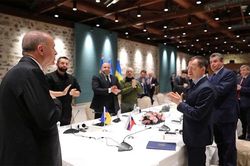 Nga và Ukraine tiếp tục hòa đàm vào ngày 1/4