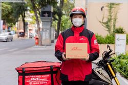 Doanh nghiệp chuyển phát nhanh chủ động 'vượt bão' trong quý đầu năm 2022