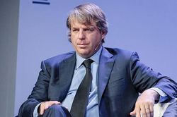 Todd Boehly: Những điều cần biết về ứng cử viên số một muốn mua Chelsea
