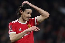 Sự nghiệp tại MU của Cavani đang dần mờ nhạt