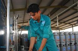 Giá gas bán lẻ lập đỉnh mới, lên 516.000 đồng/bình 12 kg