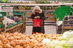 Dự báo kinh tế Nga, Ukraine tăng trưởng âm 10% và 20% trong năm 2022