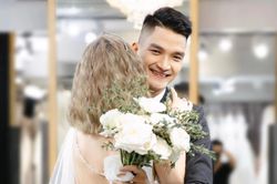 Mạc Văn Khoa và bạn đời chụp ảnh cưới