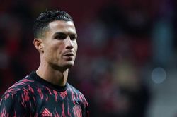 Tin MU 2/4: MU đạt thỏa thuận với 'Pogba mới'. Ronaldo có thể nghỉ trận gặp Leicester
