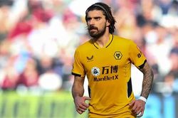 Bóng đá hôm nay 2/4: MU quyết có Neves, Klopp lên tiếng về Salah và Mane