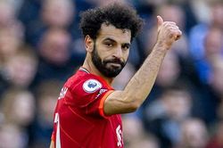 Liverpool đạt thỏa thuận gia hạn với Salah, lương ngang ngửa Ronaldo