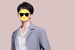 Một sao Hoa ngữ bất ngờ vướng vào tin đồn sử dụng mác 'người nổi tiếng' để đỗ vào trường cấp 3