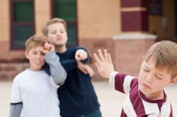 Cách giúp cha mẹ nhận diện 'bạn bè độc hại' của trẻ