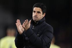 HLV Arsenal nói gì sau trận thua sốc Crystal Palace?