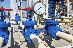 Đức tạm thời kiểm soát công ty con của Gazprom (Nga)
