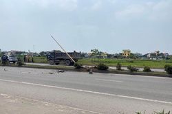 Vợ chồng nguyên Bí thư Tỉnh ủy Ninh Bình gặp tai nạn giao thông qua đời