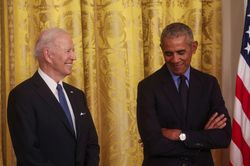 Ông Obama tái ngộ ông Biden ở Nhà Trắng