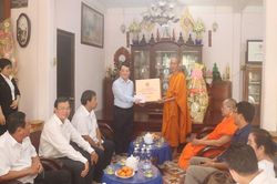 Chúc Tết Chôl Chnăm Thmây tỉnh Trà Vinh