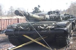 Cộng hòa Séc trở thành quốc gia NATO đầu tiên gửi xe tăng đến Ukraine