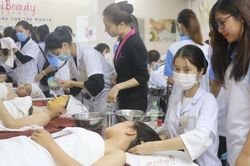 Cao đẳng Y Hà Nội ưu tiên tuyển ngành chăm sóc sắc đẹp