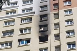 TP Hồ Chí Minh: Cháy căn hộ chung cư ở Quận 12, cư dân hốt hoảng tháo chạy
