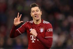 3 CLB cần Lewandowski hơn Barcelona