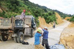 Ngược thượng nguồn: Bước vào 'thế giới' Ngọc Linh