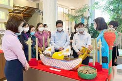 Trưng bày trên 150 hiện vật phục vụ Giỗ Tổ Hùng Vương