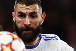 Benzema và cú hat-trick rung chuyển châu Âu