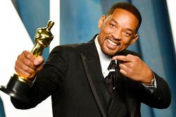 Viện Hàn lâm kỷ luật Will Smith