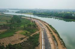 Giả xếp hàng làm thủ tục chuyển nhượng để tạo 'sốt đất' ảo tại Đà Nẵng