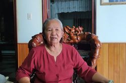 Thấm tình đồng chí, nghĩa đồng bào