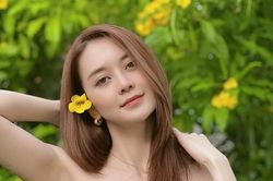 Thiều Bảo Trang khoe 'số đào hoa' hậu chia tay Phương Uyên
